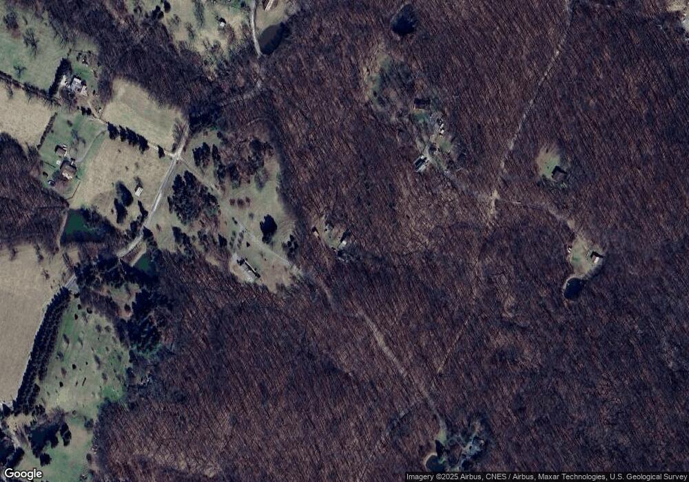 449 Spring Dr, Berkeley Springs, WV 25411 - photo 1