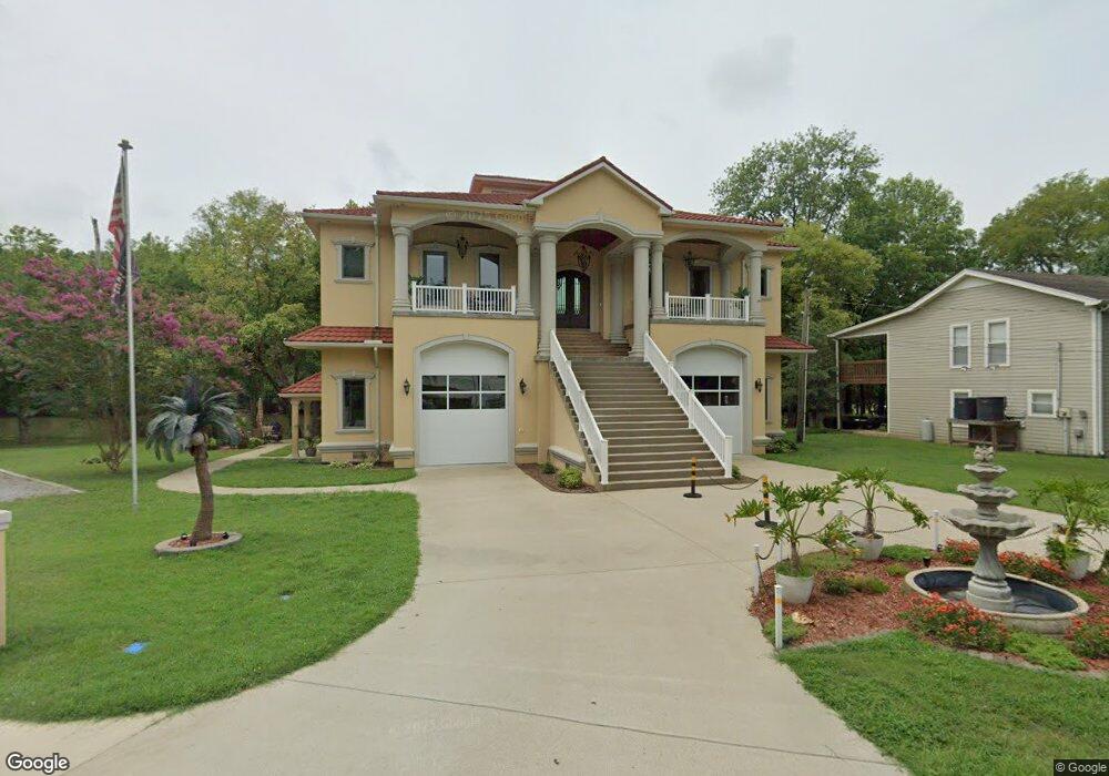 1714 Sycamore Beach Ct, Chapmansboro, TN 37035 - photo 1