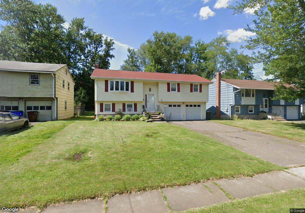 36 Mildred Rd, West Hartford, CT 06107 - photo 1