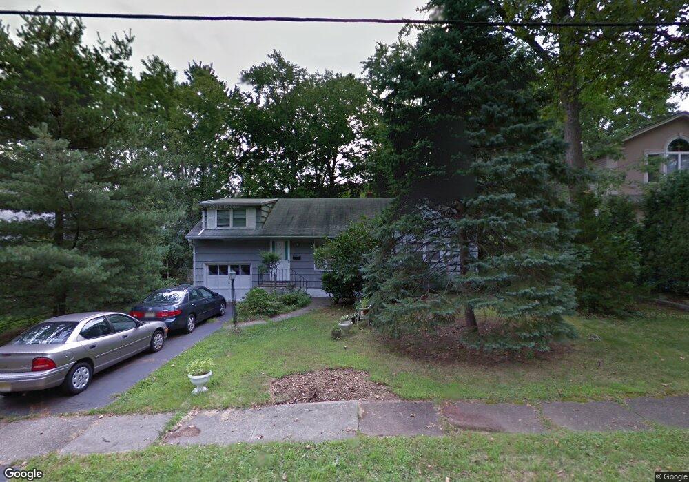 162 Greglawn Dr, Paramus, NJ 07652 - photo 1