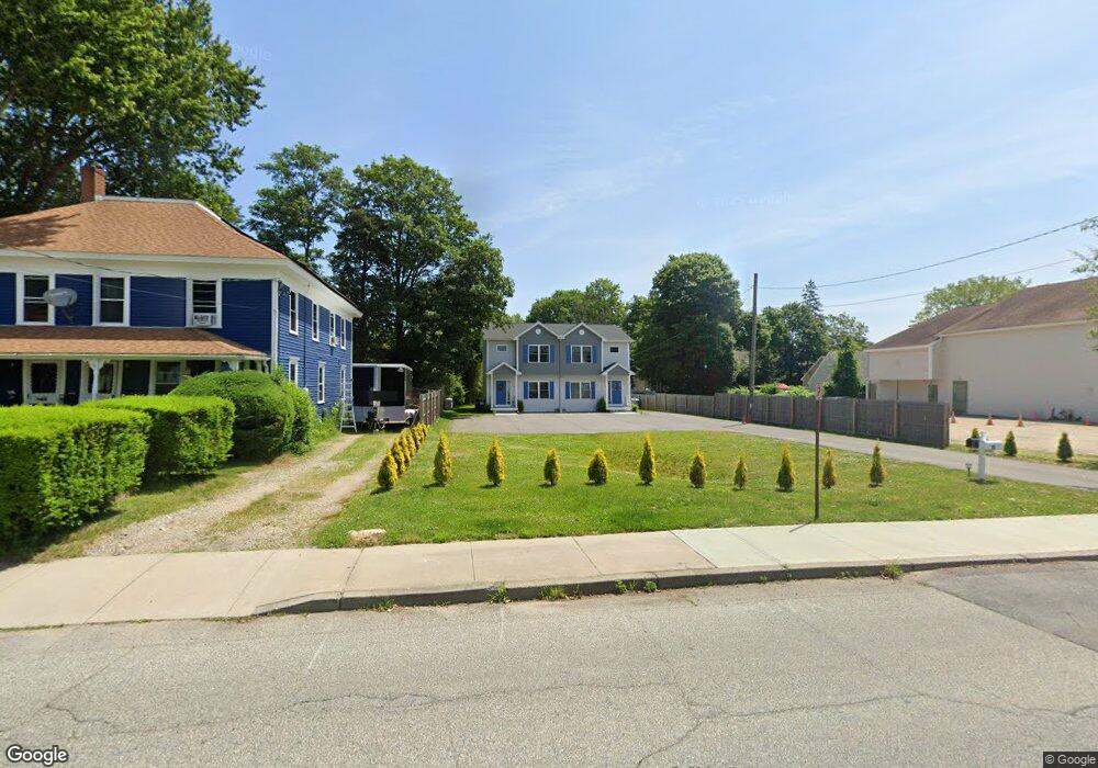 27 Columbia St unit 2, Wakefield, RI 02879 - photo 1