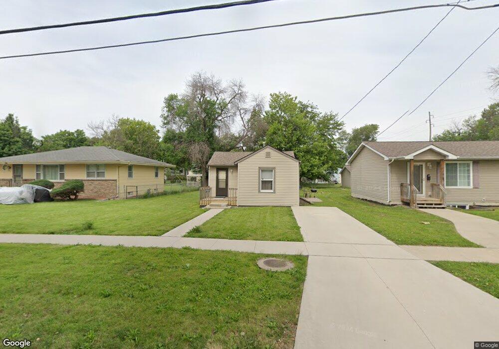 2222 E 24th St, Des Moines, IA 50317 - photo 1