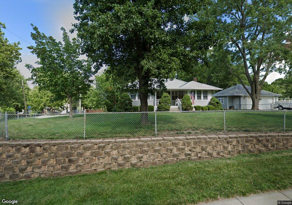 5315 Farley Ln, Shawnee, KS 66203 - photo 1