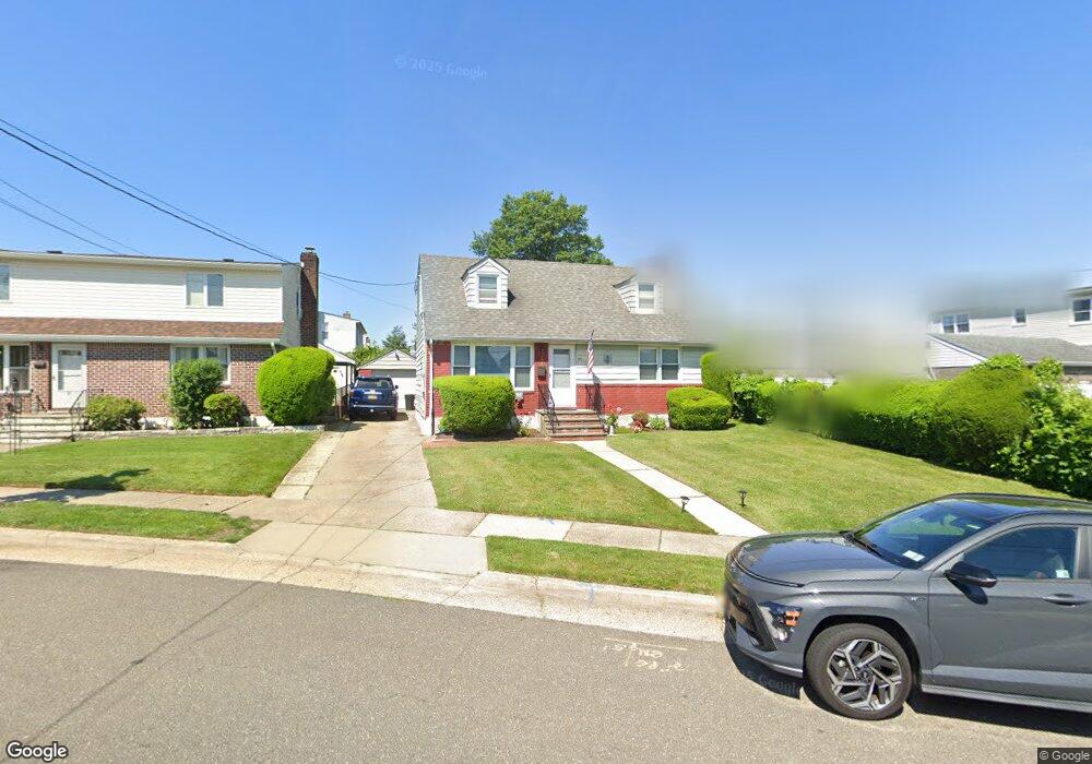 85 Bruce Terrace, Mineola, NY 11501 - photo 1