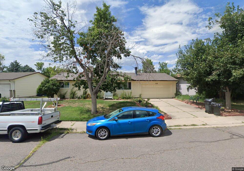 725 S Nile Way, Aurora, CO 80012 - photo 1