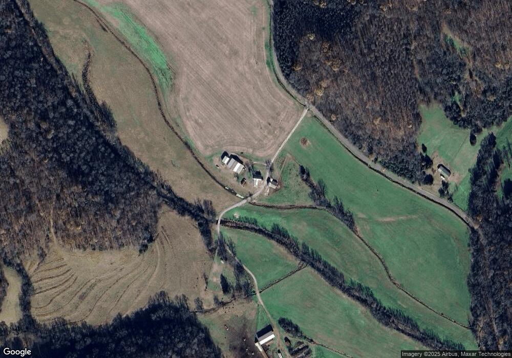 980 Shoal Creek Rd, Goodspring, TN 38460 - photo 1