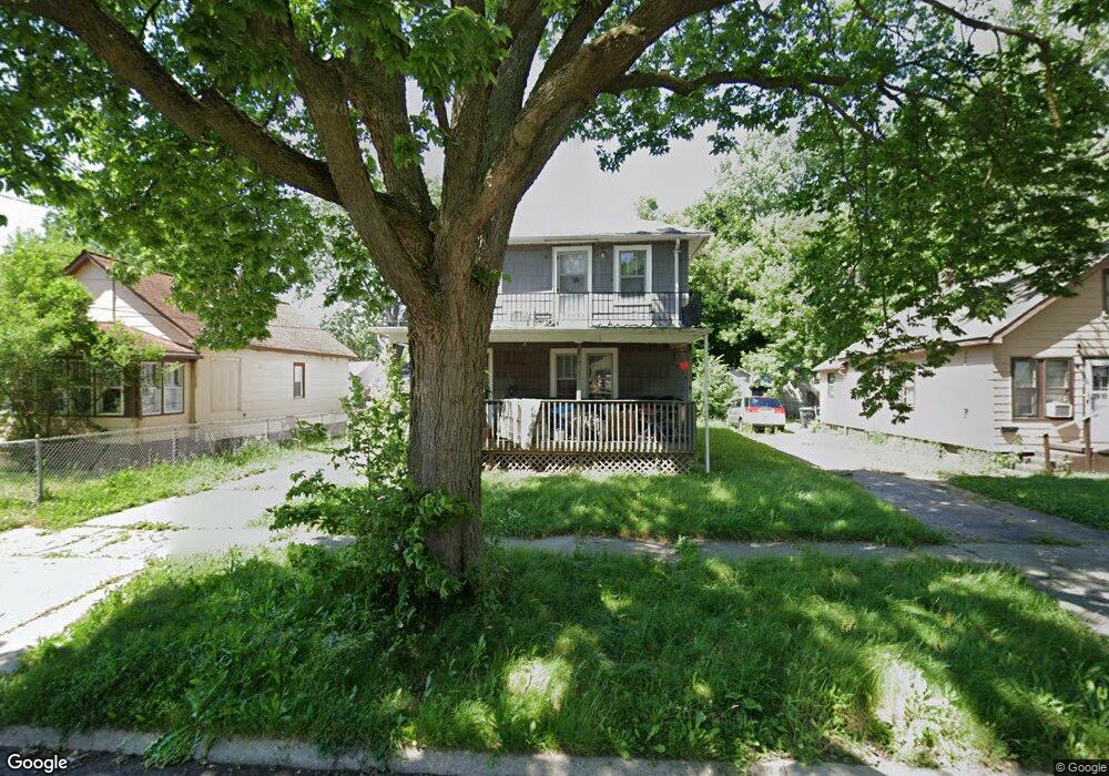 930 Barrie Ave, Flint, MI 48507 - photo 1