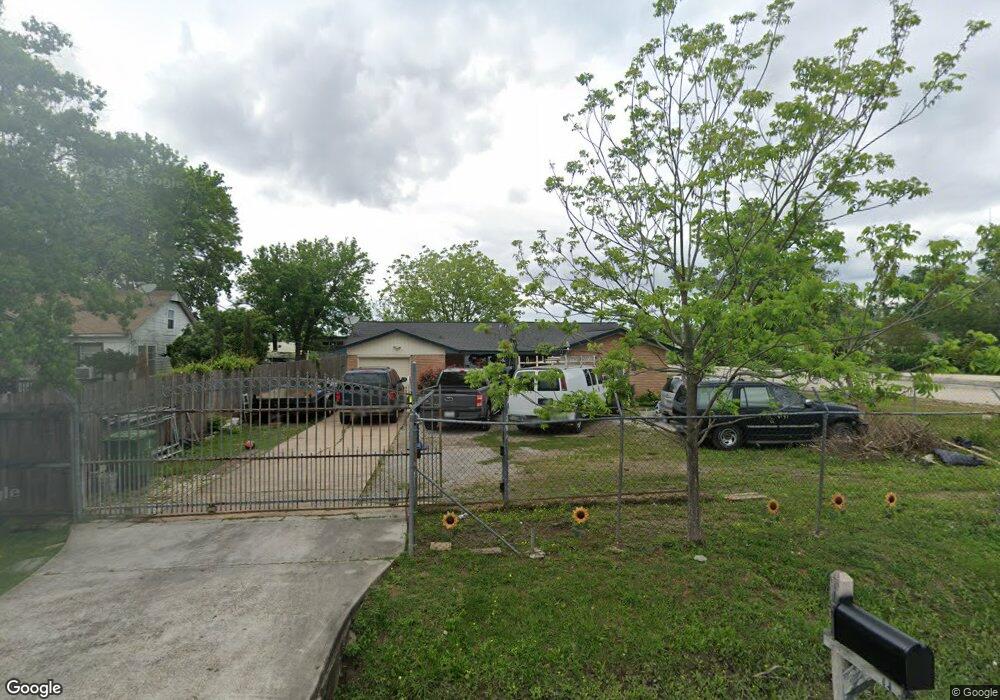 1729 Skinner Rd, Houston, TX 77093 - photo 1