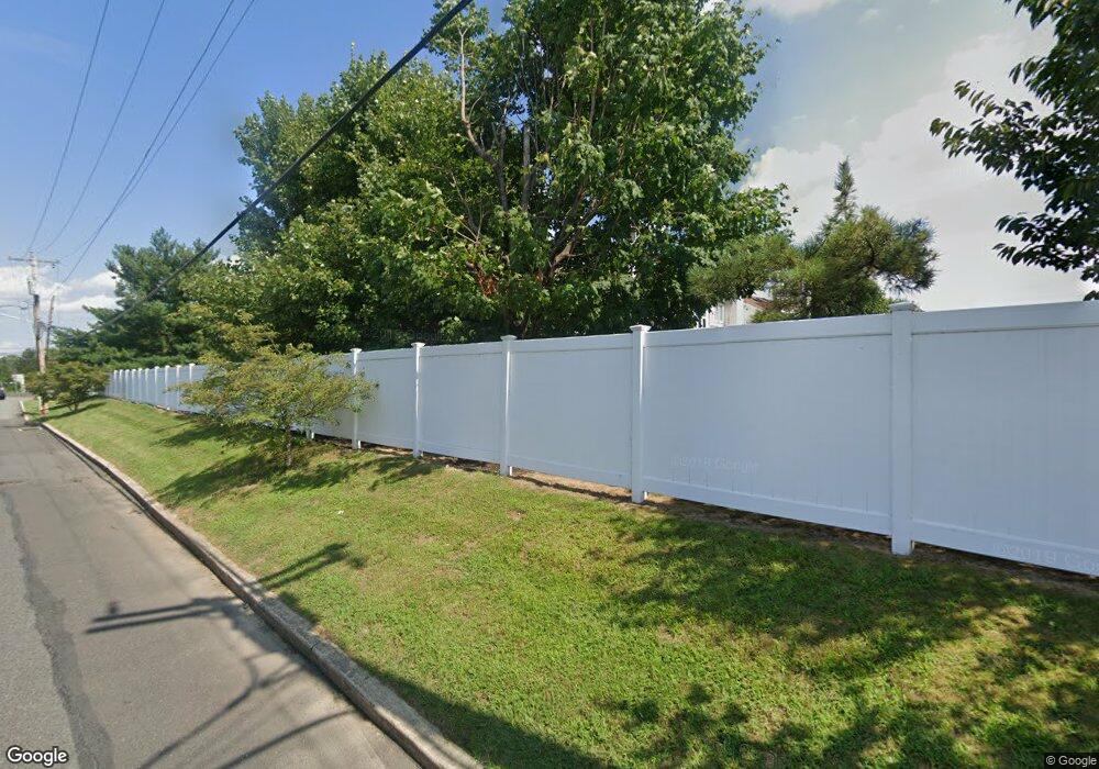 282 Juanita Ct unit 1512, Levittown, PA 19057 - photo 1