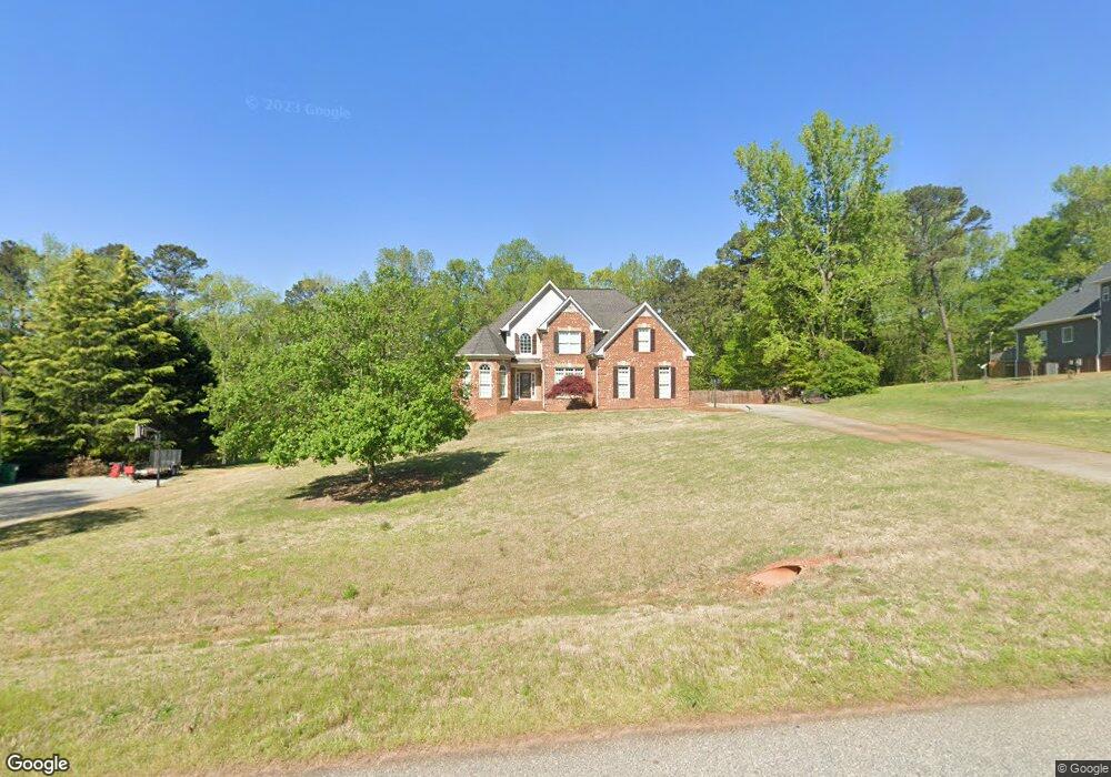 1431 Dove Creek Cir, Winder, GA 30680 - photo 1