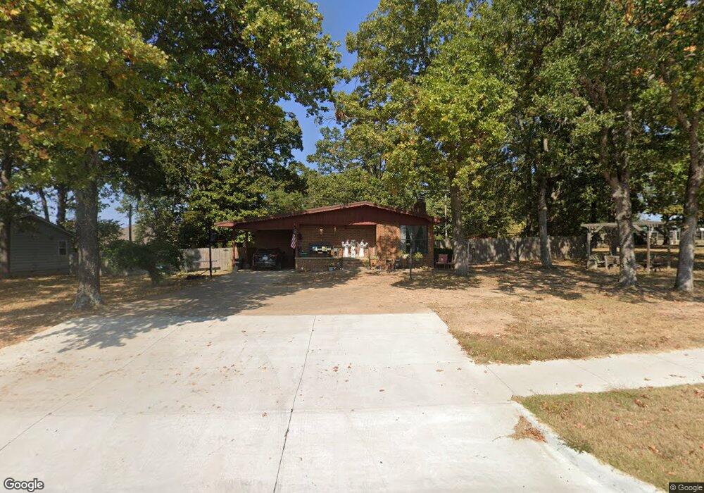 1165 E Ross St, Tahlequah, OK 74464 - photo 1