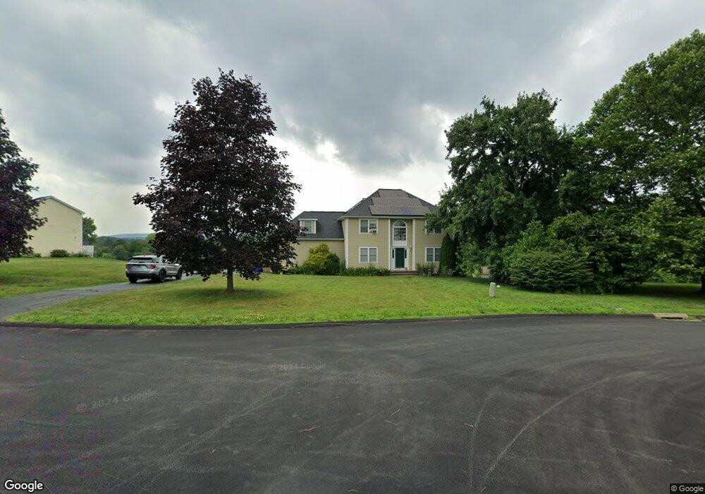 5 Maulucci Ridge, Bloomfield, CT 06002 - photo 1