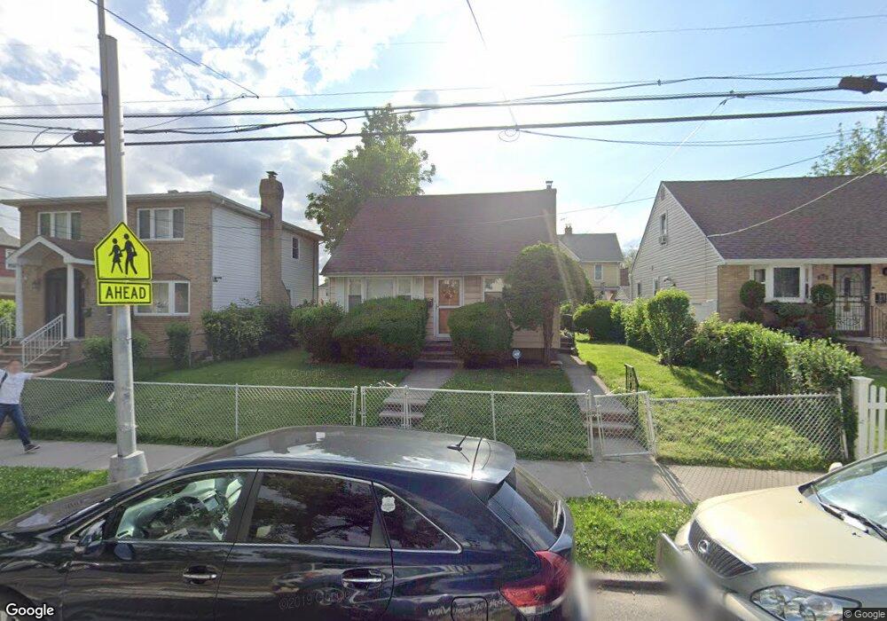 1534 150th St, Whitestone, NY 11357 - photo 1