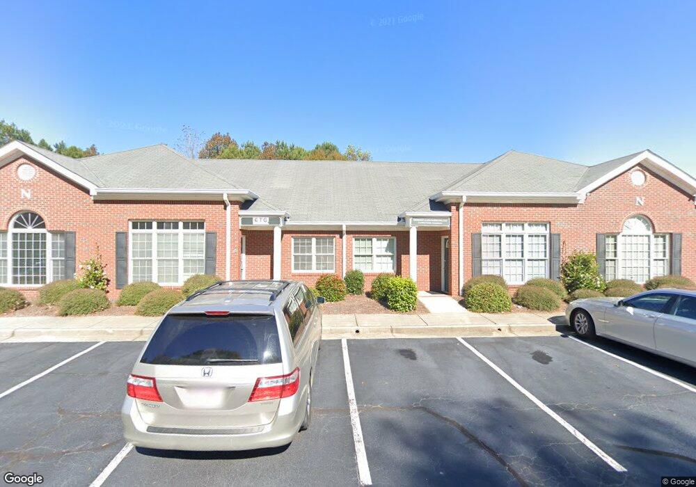 555 Sun Valley Dr, Roswell, GA 30076 - photo 1