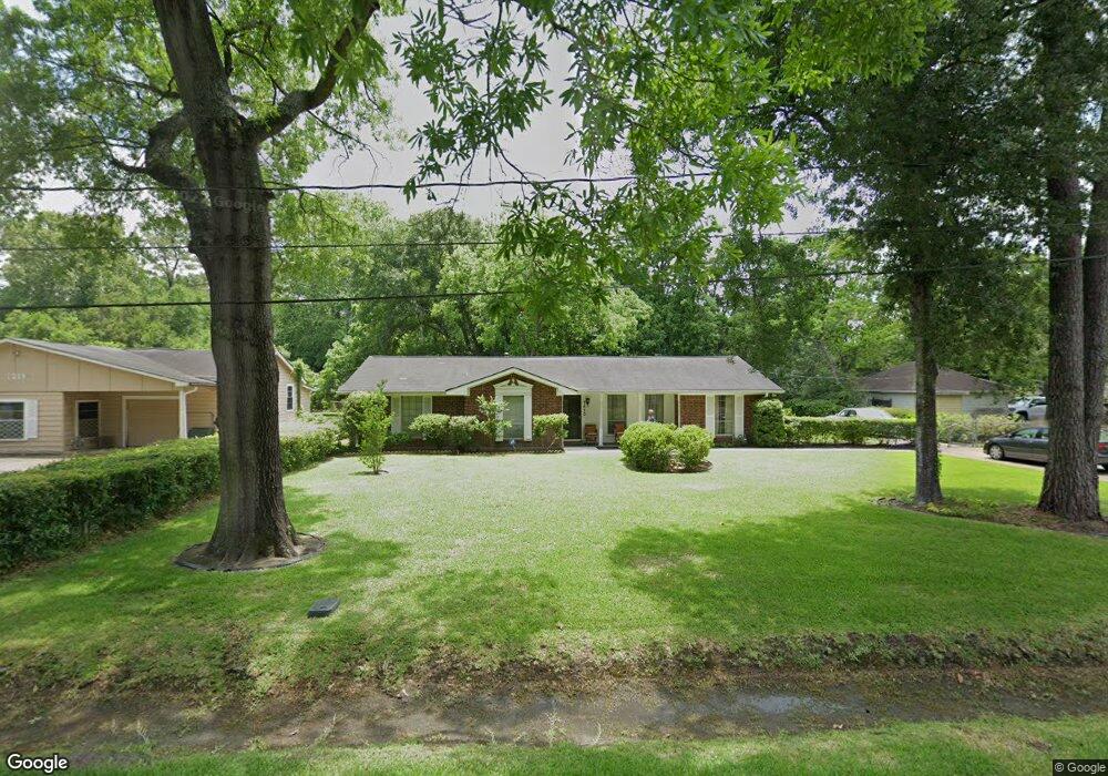 7510 S Finch Cir, Houston, TX 77028 - photo 1