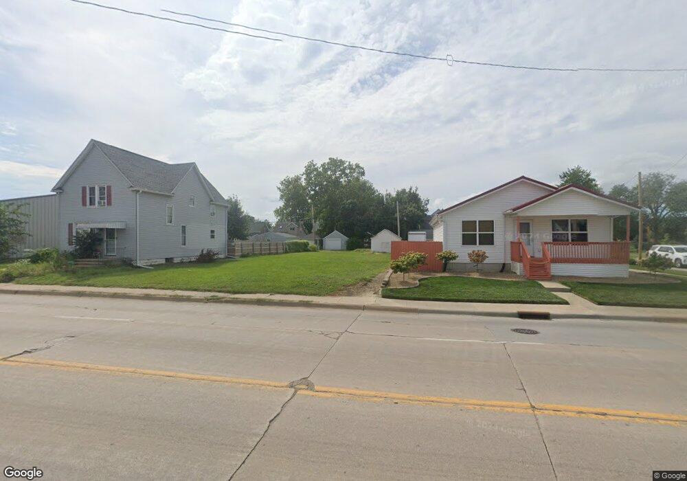 706 6th St SW, Cedar Rapids, IA 52404 - photo 1