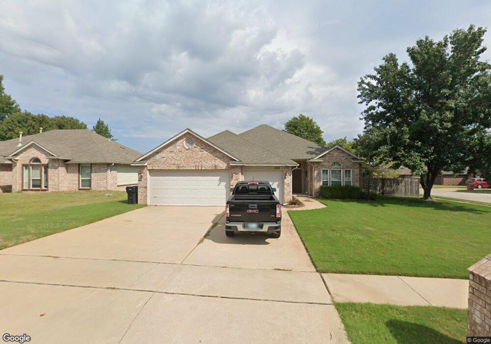 202 W Durham Place, Broken Arrow, OK 74011 - photo 1