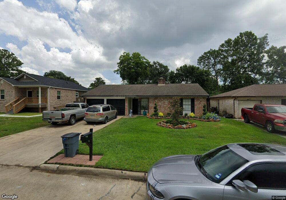 16911 Townes Rd, Friendswood, TX 77546 - photo 1