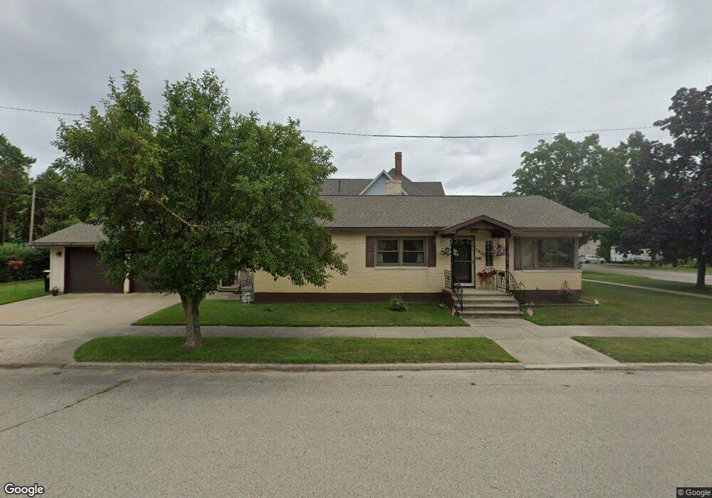 1820 14th Ave, Menominee, MI 49858 - photo 1