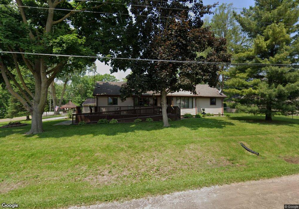 1556 Algonac Dr, Flint, MI 48532 - photo 1