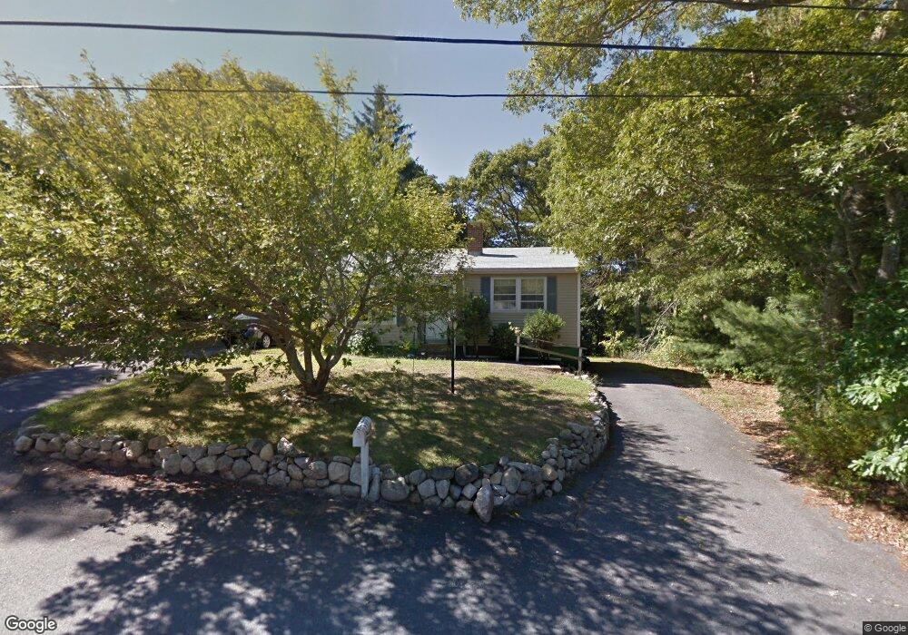 47 Cliff Rd, Buzzards Bay, MA 02532 - photo 1