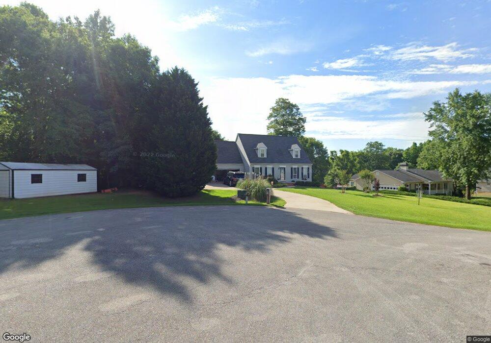 3814 N Rivercrest Dr, Gainesville, GA 30506 - photo 1