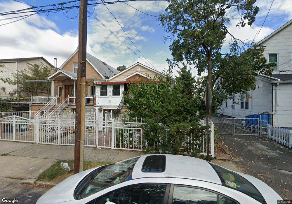 16415 78th Ave, Fresh Meadows, NY 11366 - photo 1