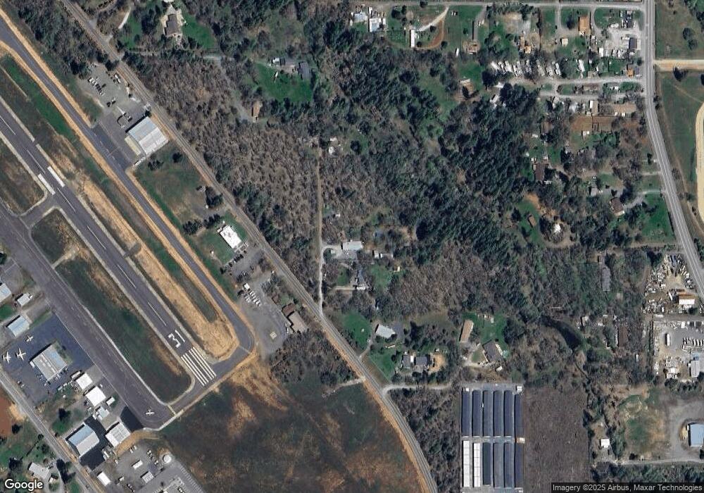 636 Flaming Rd, Grants Pass, OR 97526 - photo 1