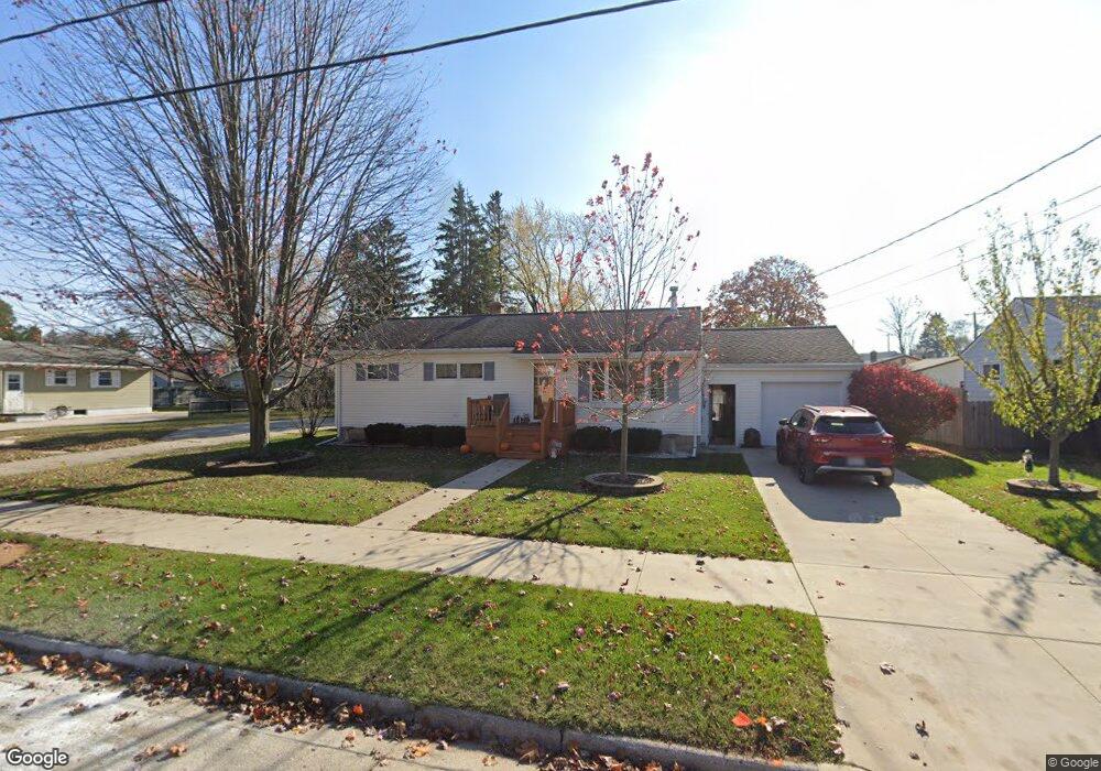 2137 34th St, Two Rivers, WI 54241 - photo 1