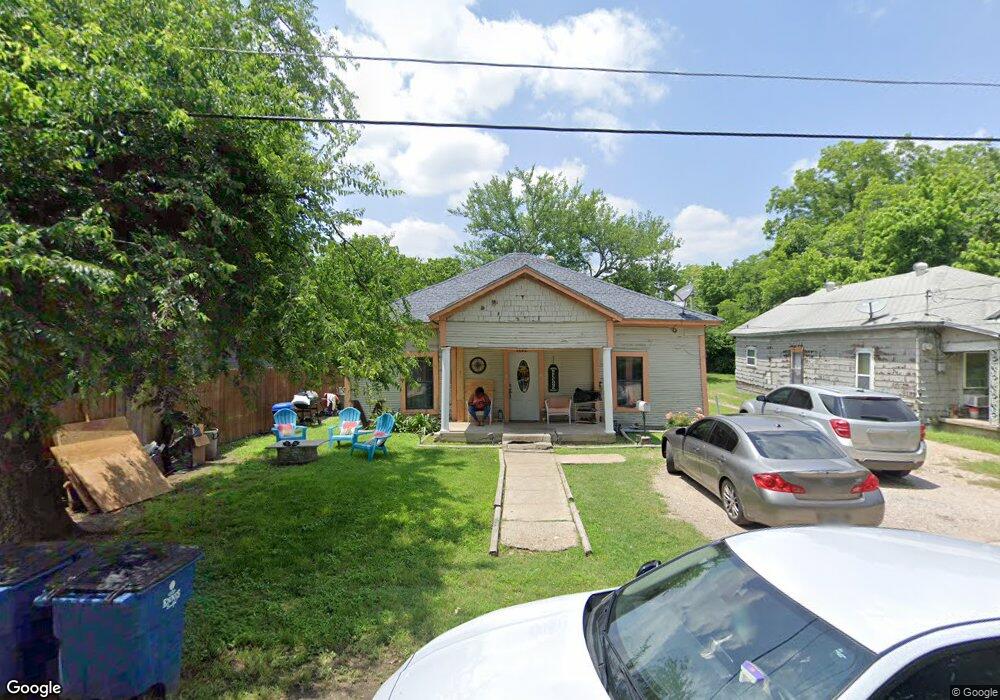 1012 W Brown St, Ennis, TX 75119 - photo 1