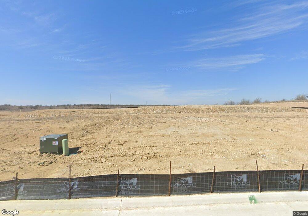 908 Valle Ct, Fort Worth, TX 76108 - photo 1