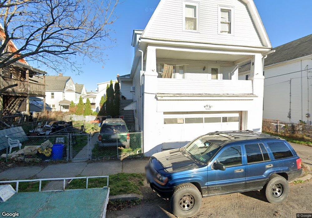 715 S Chestnut St, Nanticoke, PA 18634 - photo 1