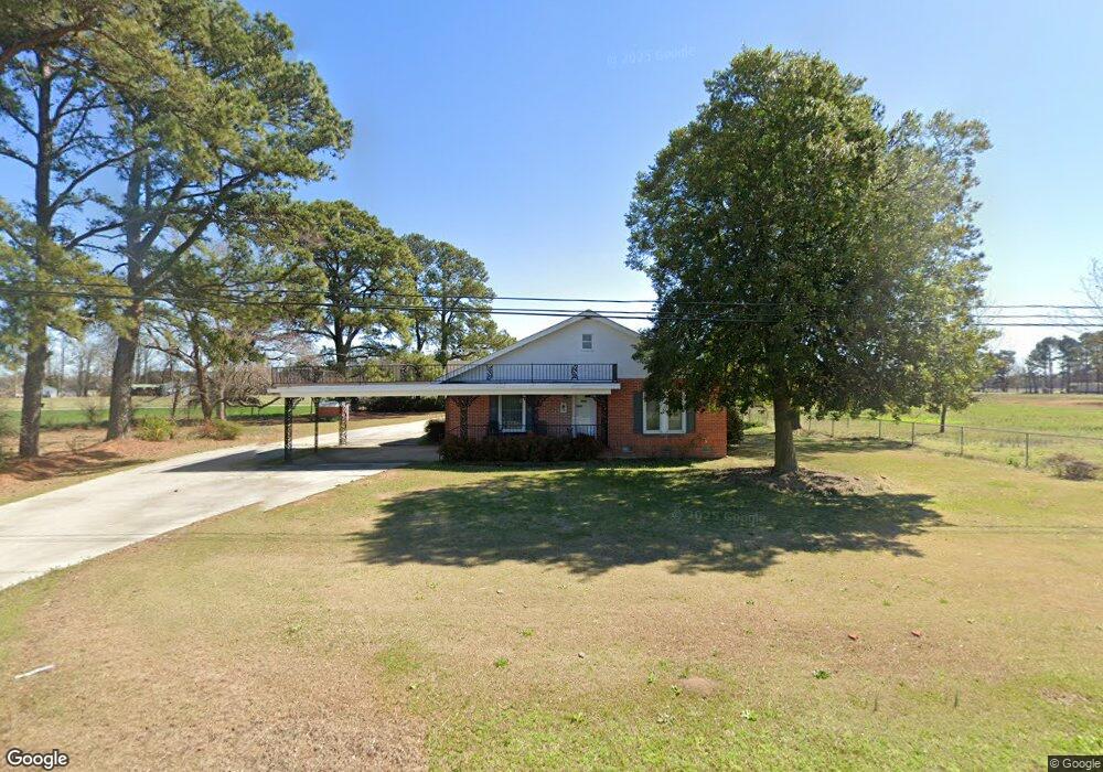 818 Main St, Newton Grove, NC 28366 - photo 1
