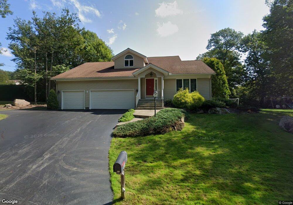 106 Peveril Rd, Cranston, RI 02921 - photo 1