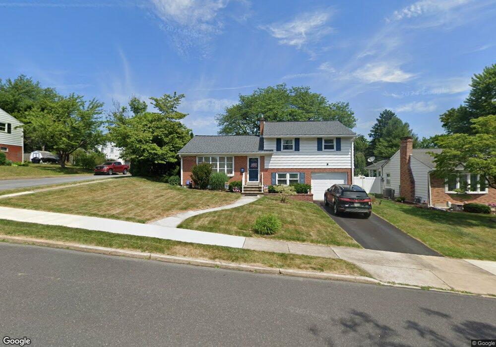 2123 W Fairview St unit 2125, Allentown, PA 18104 - photo 1