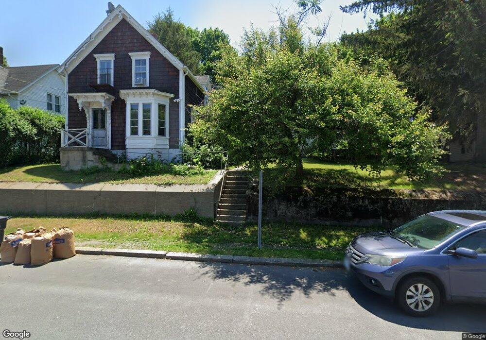 146 Pidge Ave, Pawtucket, RI 02860 - photo 1