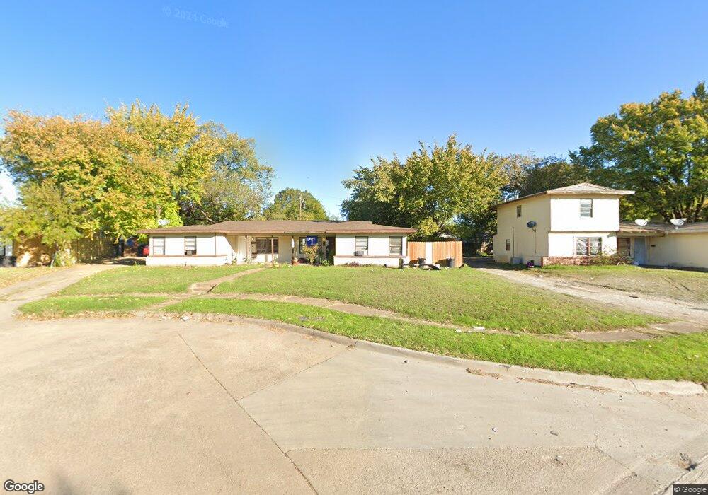 418 Dawson Cir, Grand Prairie, TX 75051 - photo 1