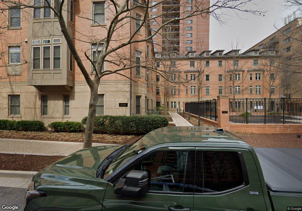 2205 12th Ct N unit 31, Arlington, VA 22201 - photo 1