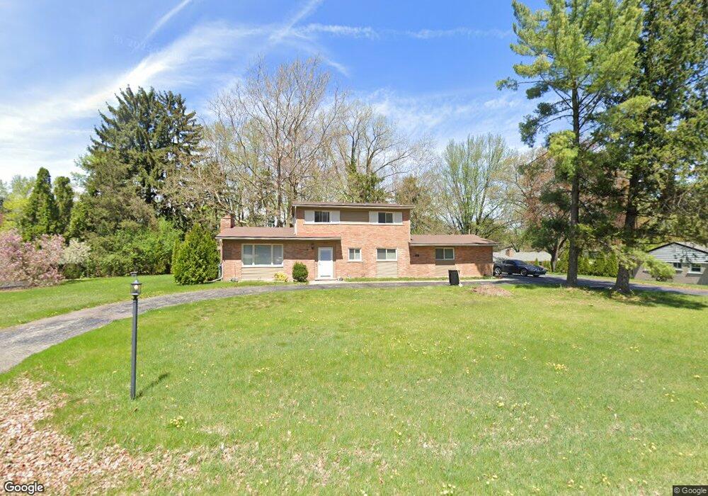 1197 Ashover Dr, Bloomfield Hills, MI 48304 - photo 1