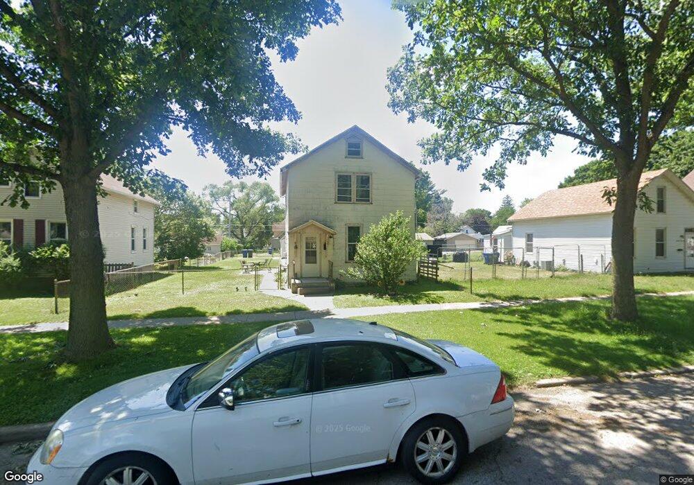 2005 W 2nd St, Davenport, IA 52802 - photo 1