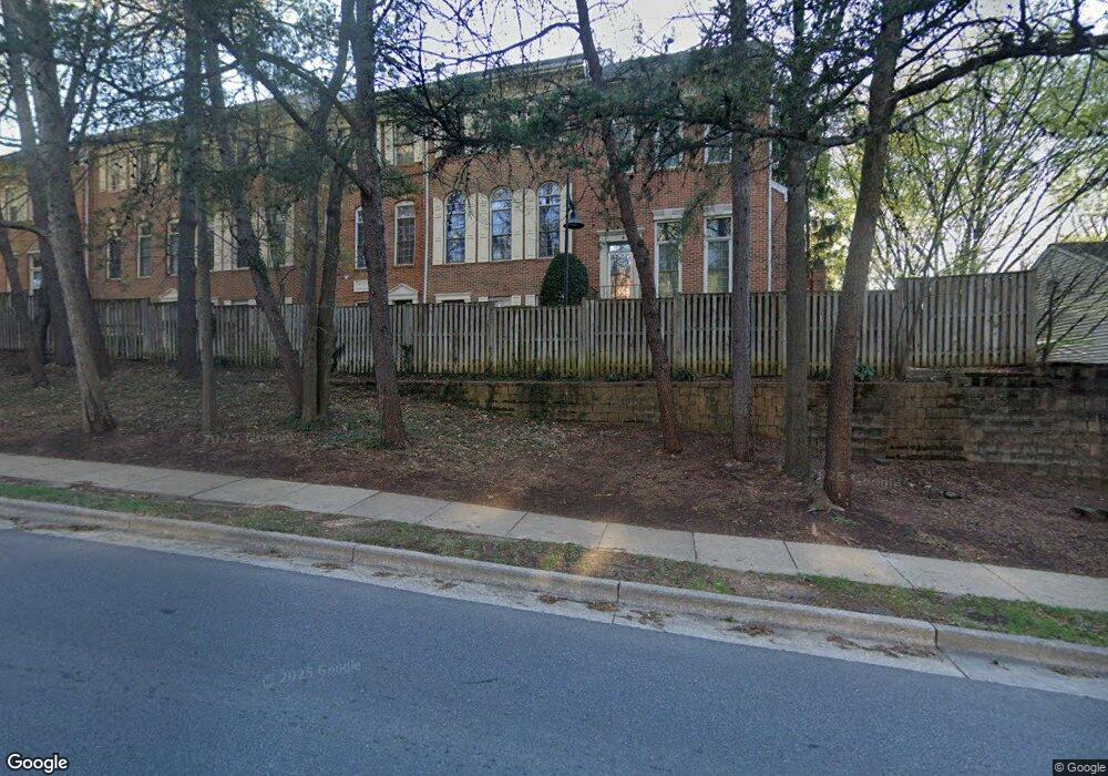 4676 W Braddock Rd, Alexandria, VA 22311 - photo 1