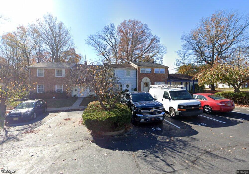 19 Ruscombe Ct, Willingboro, NJ 08046 - photo 1