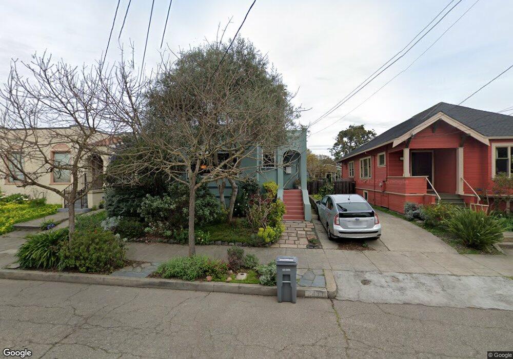 2433 Curtis St, Berkeley, CA 94702 - photo 1