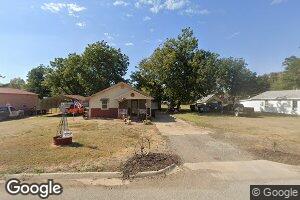 421 S 2nd St, Mountain View, OK 73062