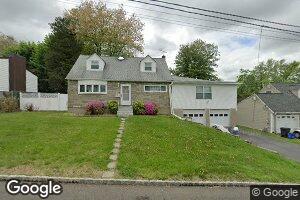 16 Havervale Ln, Garnerville, NY 10923