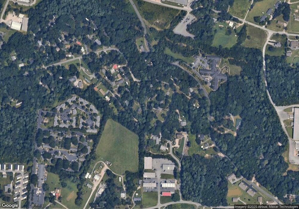 97 Challenger Ln, Hendersonville, NC 28792 - photo 1