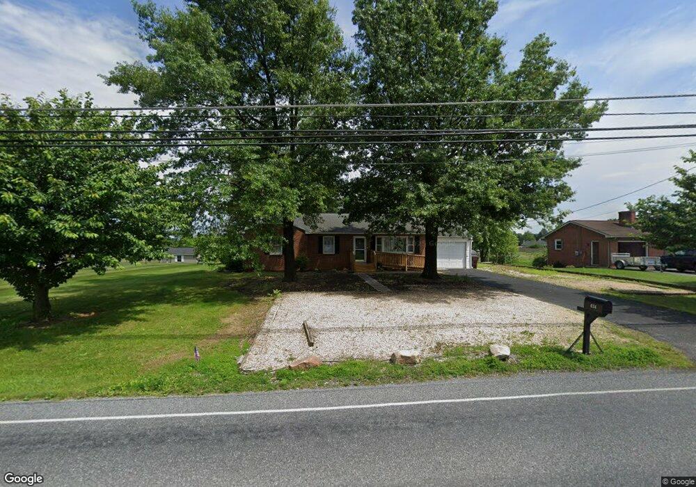 634 Warm Spring Rd, Chambersburg, PA 17202 - photo 1