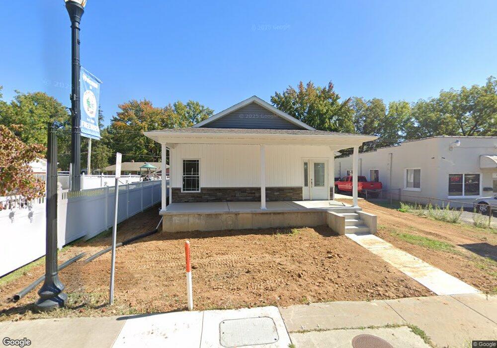 304 N State St, Freeburg, IL 62243 - photo 1