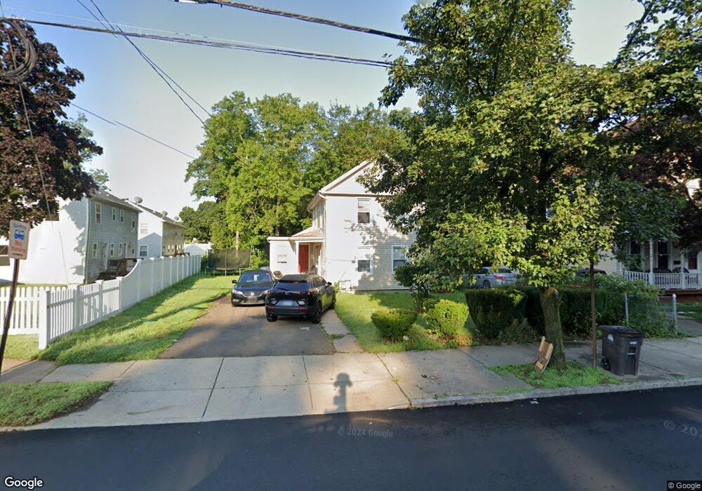 222 Blake St, New Haven, CT 06515 - photo 1