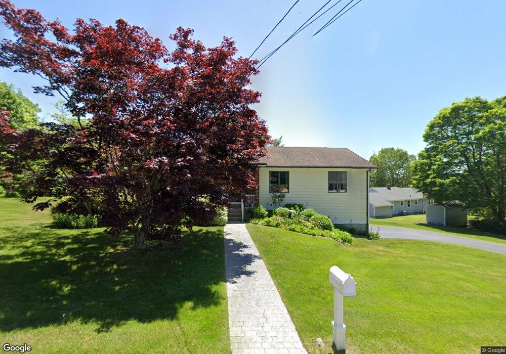 17 Hillview Dr, Westerly, RI 02891 - photo 1